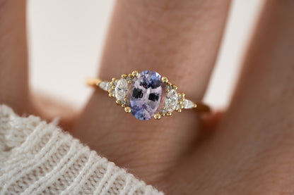 The Maeve Ring | 1.3 CT Oval Light Purple Bi-color Sapphire