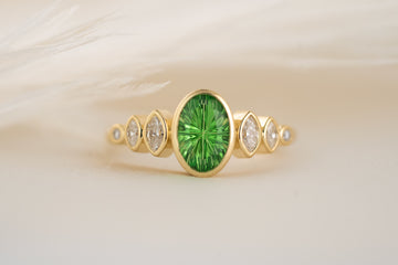 The Solstice Ring | 1.6 CT Oval Starbrite™ Tsavorite - Lavender Creek Gems 