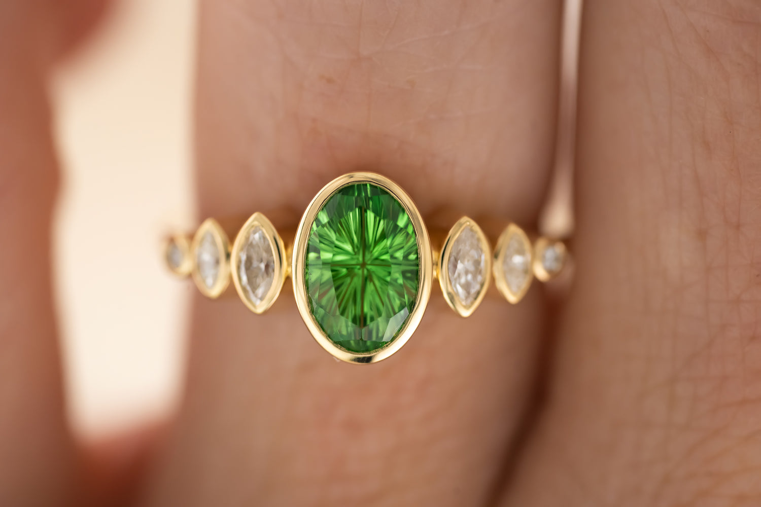 The Solstice Ring | 1.6 CT Oval Starbrite™ Tsavorite - Lavender Creek Gems 