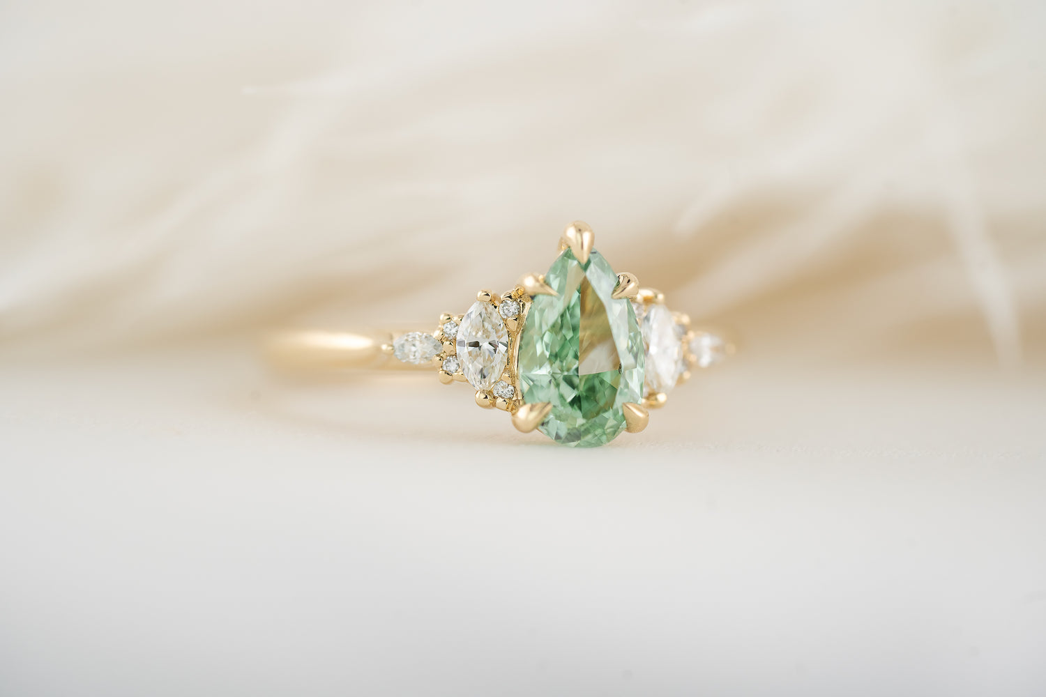 The Maeve Ring | 1 CT Pear Green Lab Diamond - Lavender Creek Gems 