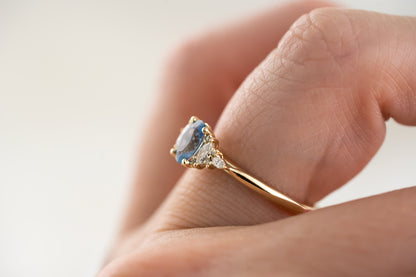 The Maeve Ring | 0.8 CT Oval Blue Sapphire