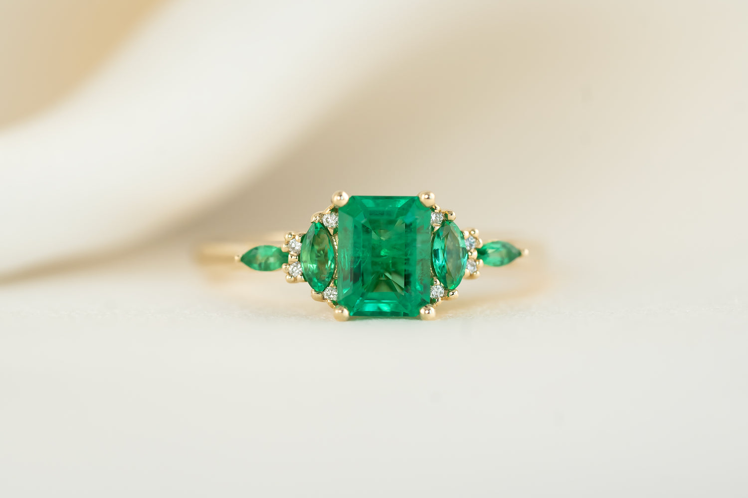 The Maeve Ring | Emerald