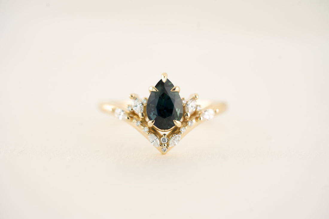The Aurora - 1.33 CT Pear Teal Sapphire Ring - Lavender Creek Gems 