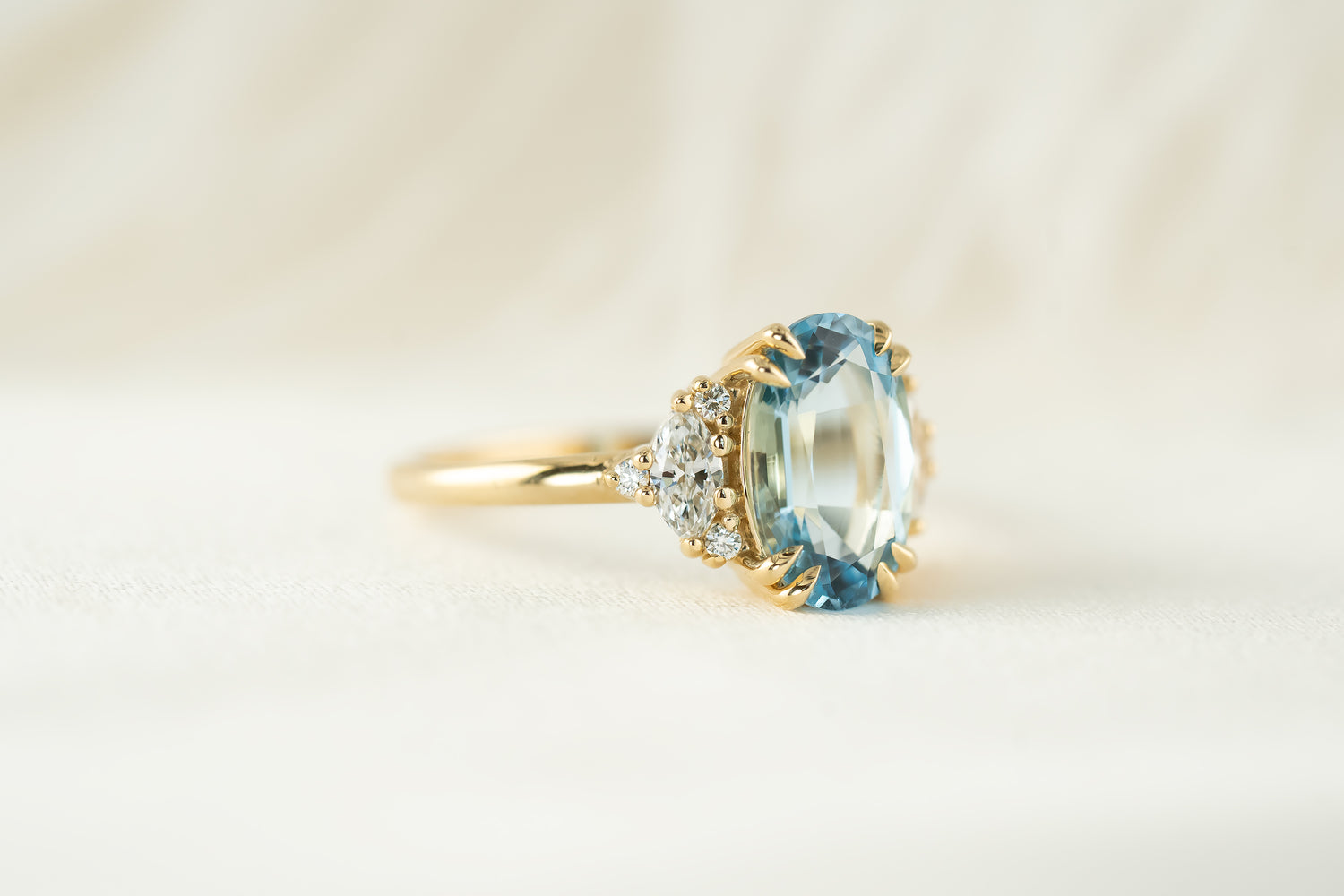 The Maren Ring | 2.14 CT Oval Aquamarine