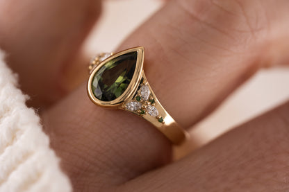 The Daylight Ring | 1.72 CT Pear Forest Green Sapphire - Lavender Creek Gems 