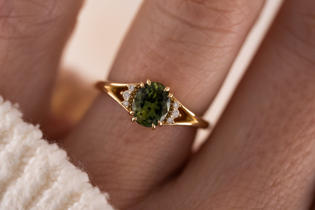 The Serendipity Ring | 1.14 CT Oval Forest Green Sapphire