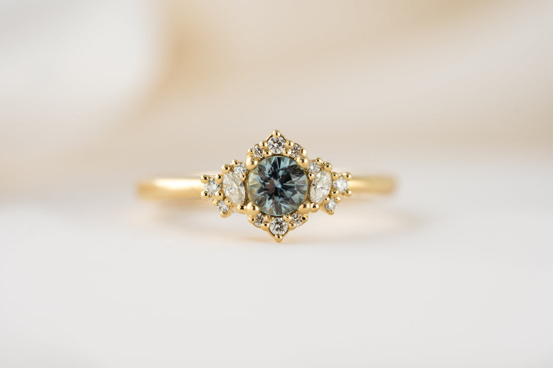 The Naevia Ring | 0.48 CT Round Montana Sapphire