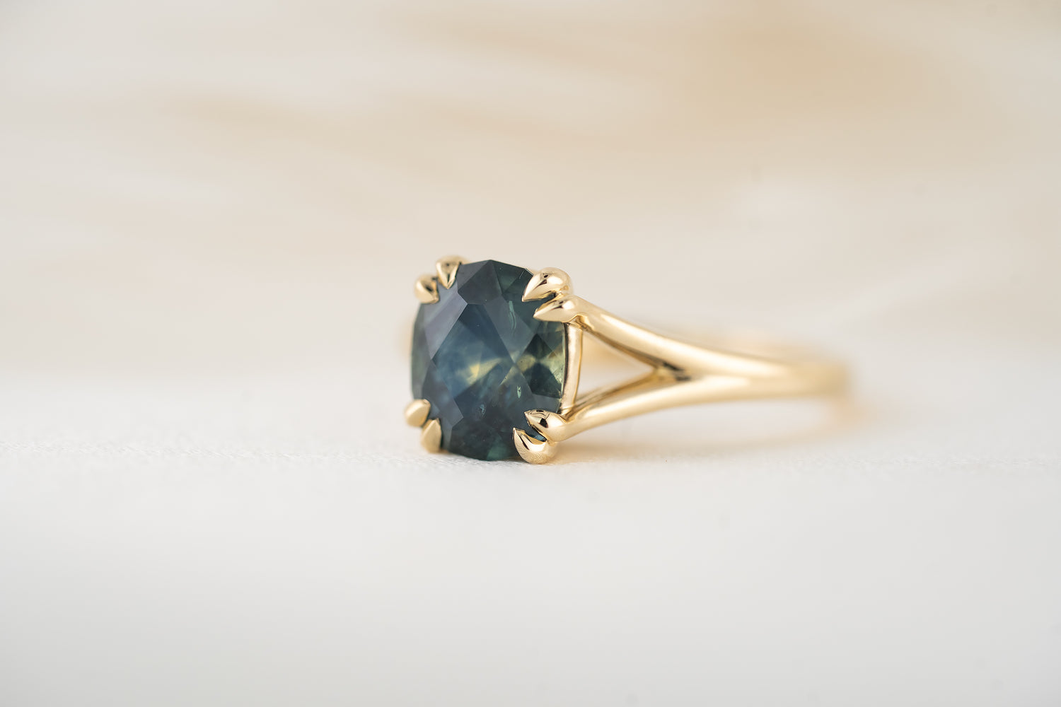 The Weaver Ring | 2.7 CT Oval Blue Montana Sapphire - Lavender Creek Gems 