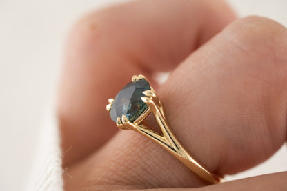 The Weaver Ring | 2.7 CT Oval Blue Montana Sapphire - Lavender Creek Gems 