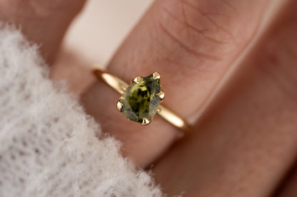 The Secret Garden Ring | 2.09 CT Pear Green Sapphire