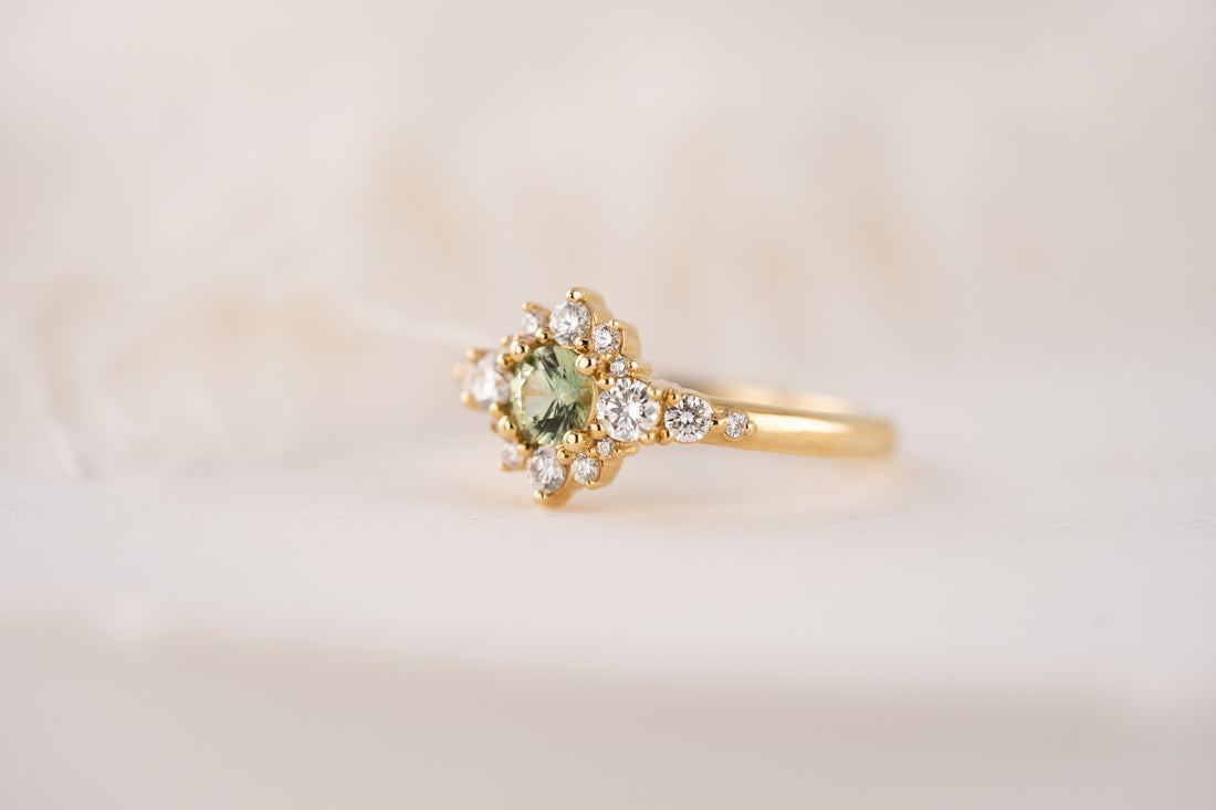 The Bloom Ring | Green Sapphire