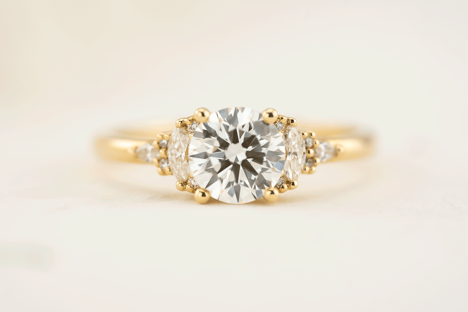The Low Maeve Ring | Round Diamond | Ready to Ship