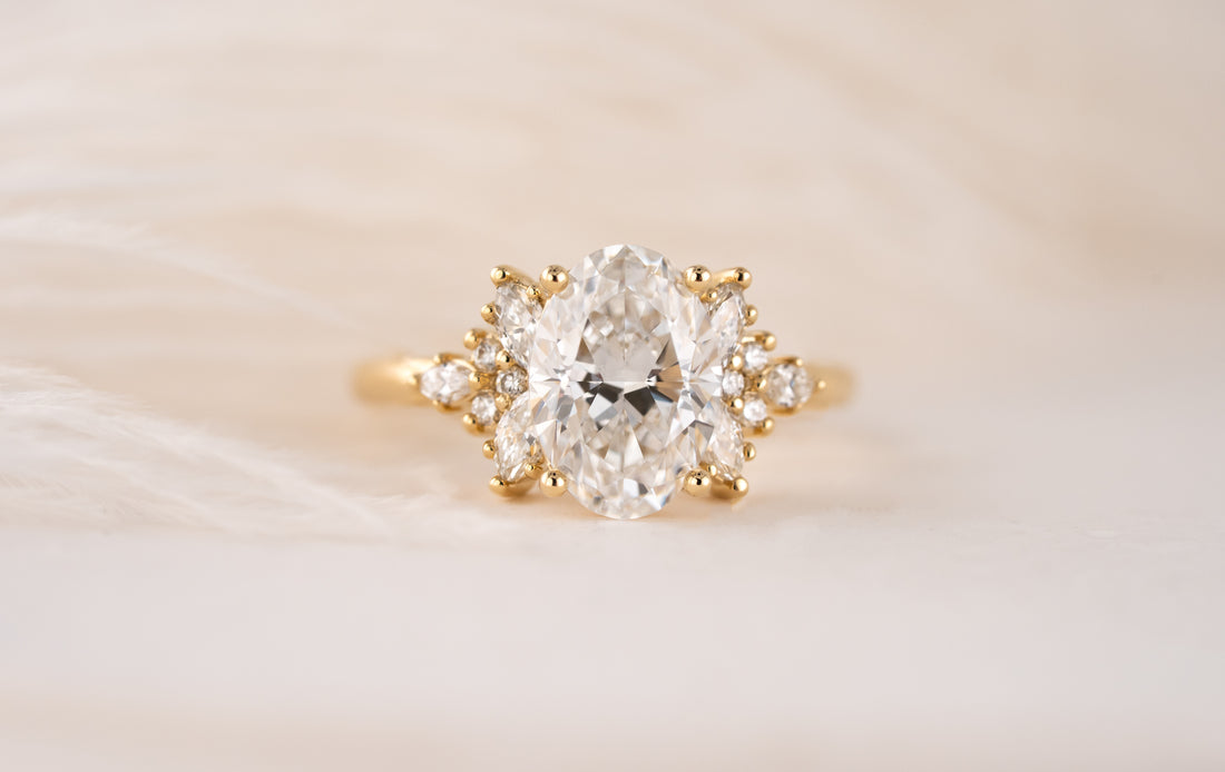 The Veraine Ring | 2.5 CT Oval Diamond