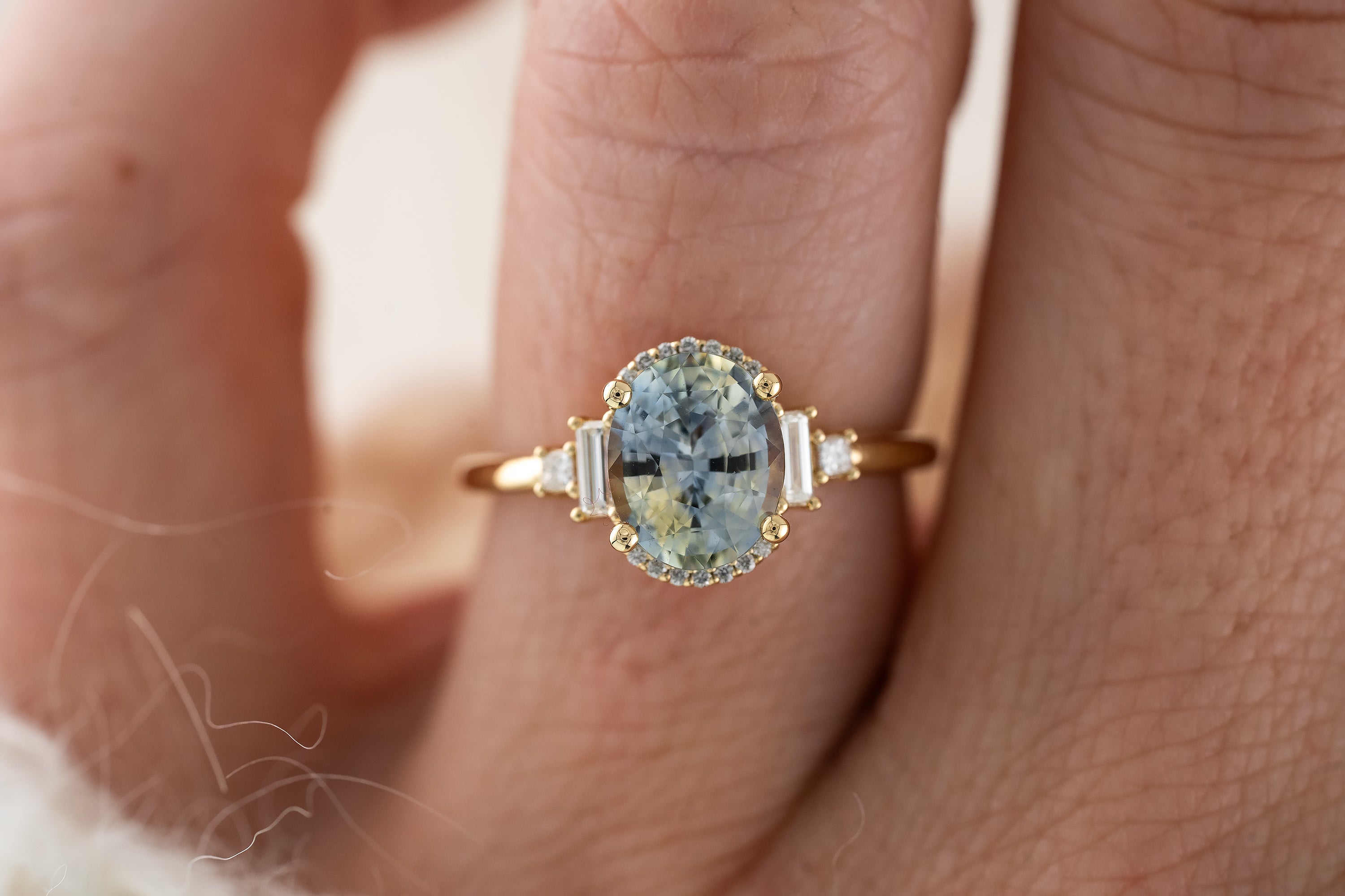The Sura Ring | 2.36 CT Bicolor Oval Sapphire - Lavender Creek Gems 