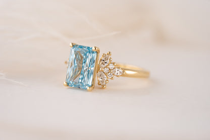 The Veraine Ring | 3 CT Radiant Blue Diamond