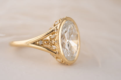 The Sitara Ring | 5 CT Oval Diamond