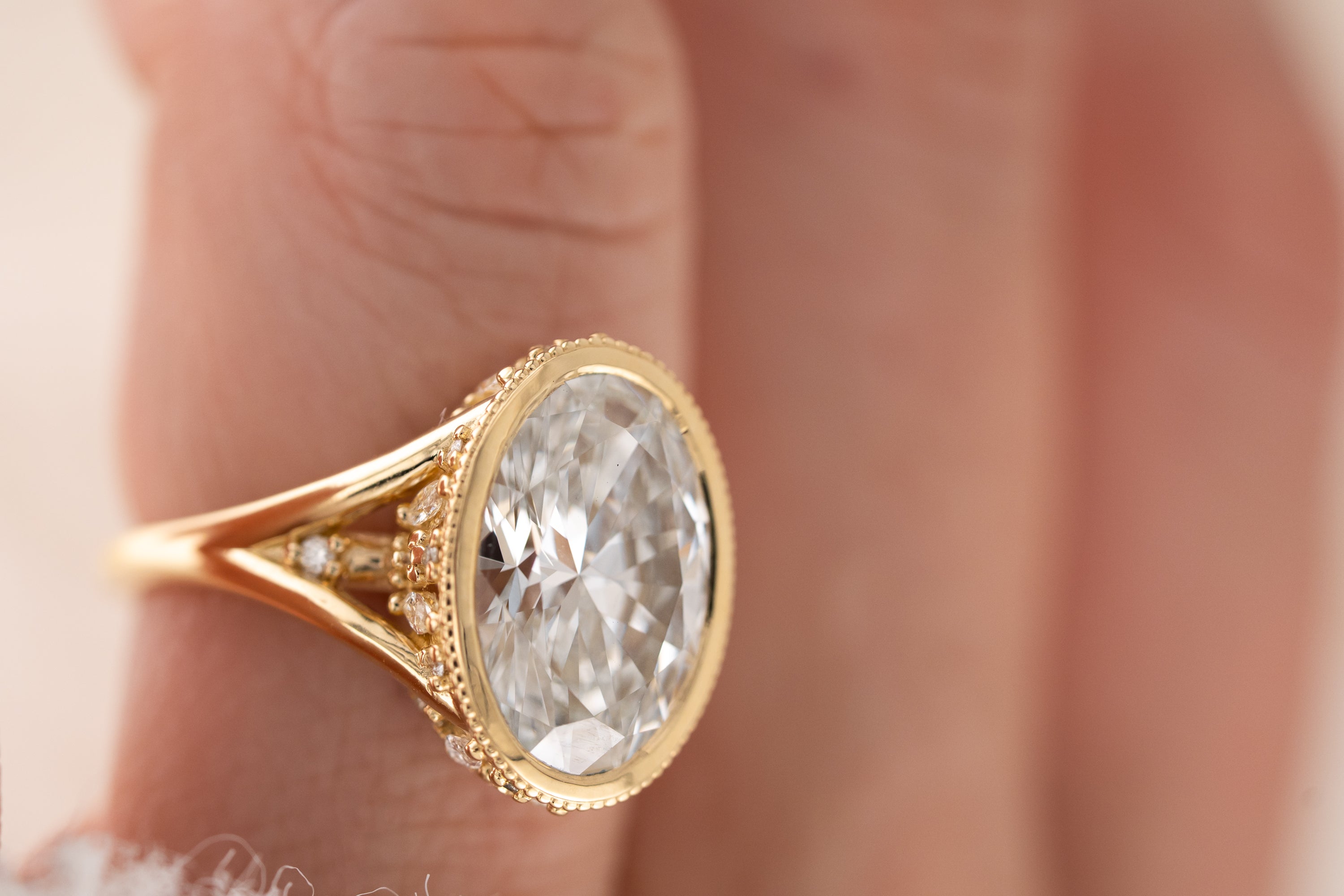The Sitara Ring | 5 CT Oval Diamond