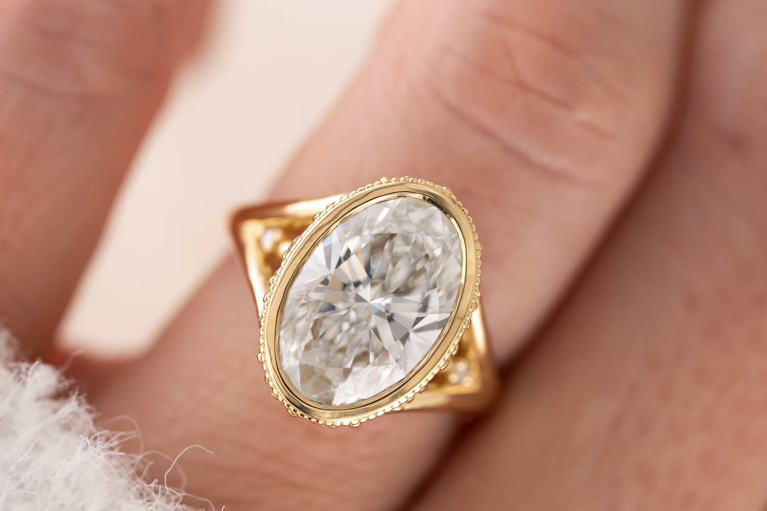 The Sitara Ring | 5 CT Oval Diamond