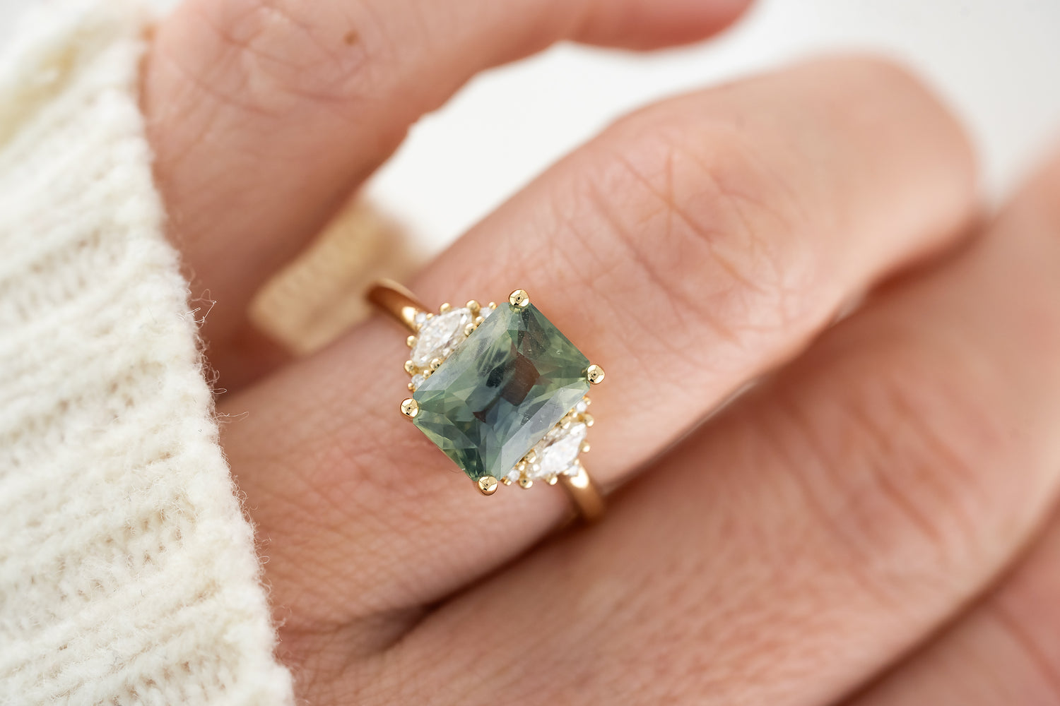 The Maren Ring | 4 CT Radiant Teal Sapphire