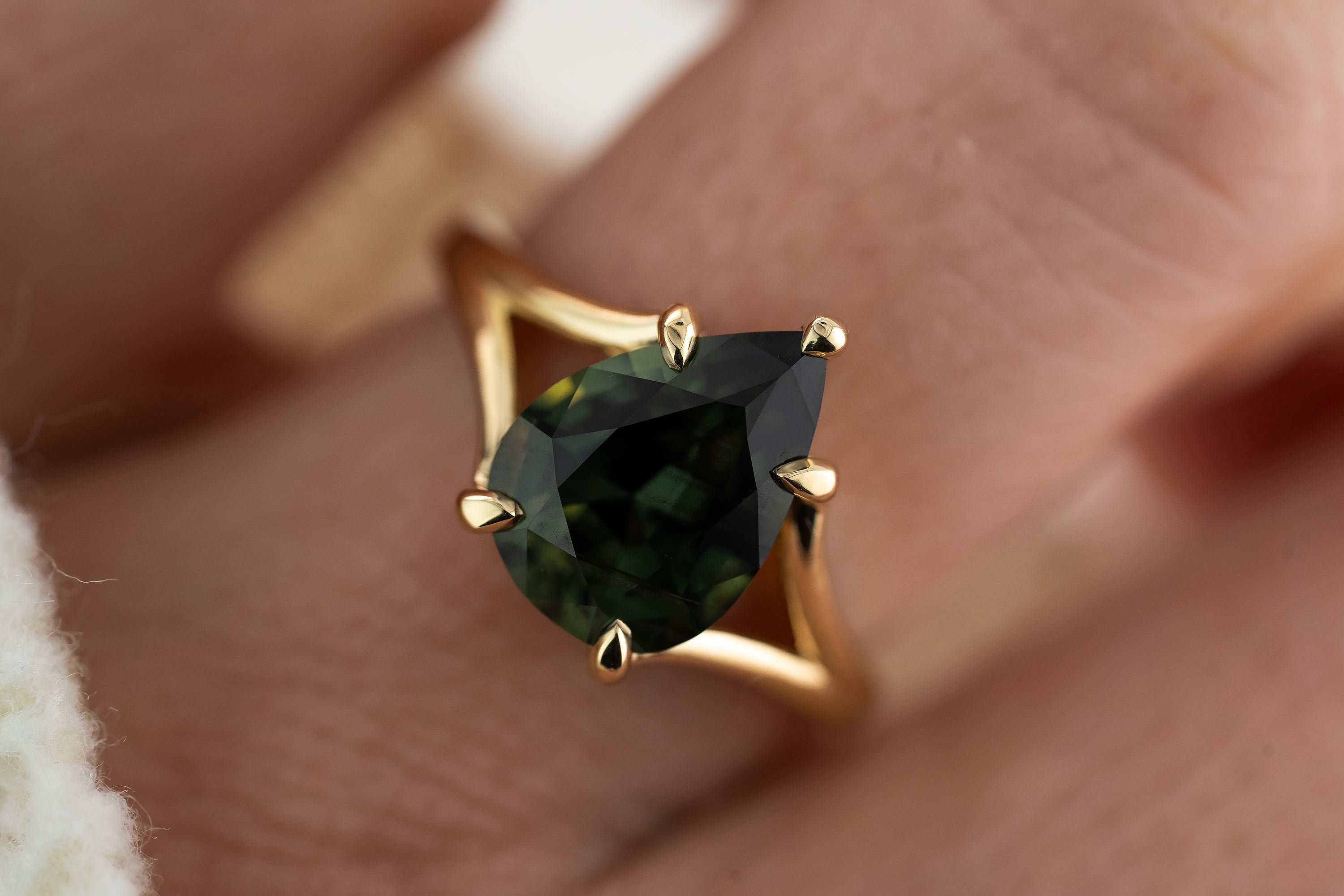 The Willow Ring | 4.19 CT Pear Green Sapphire - Lavender Creek Gems 