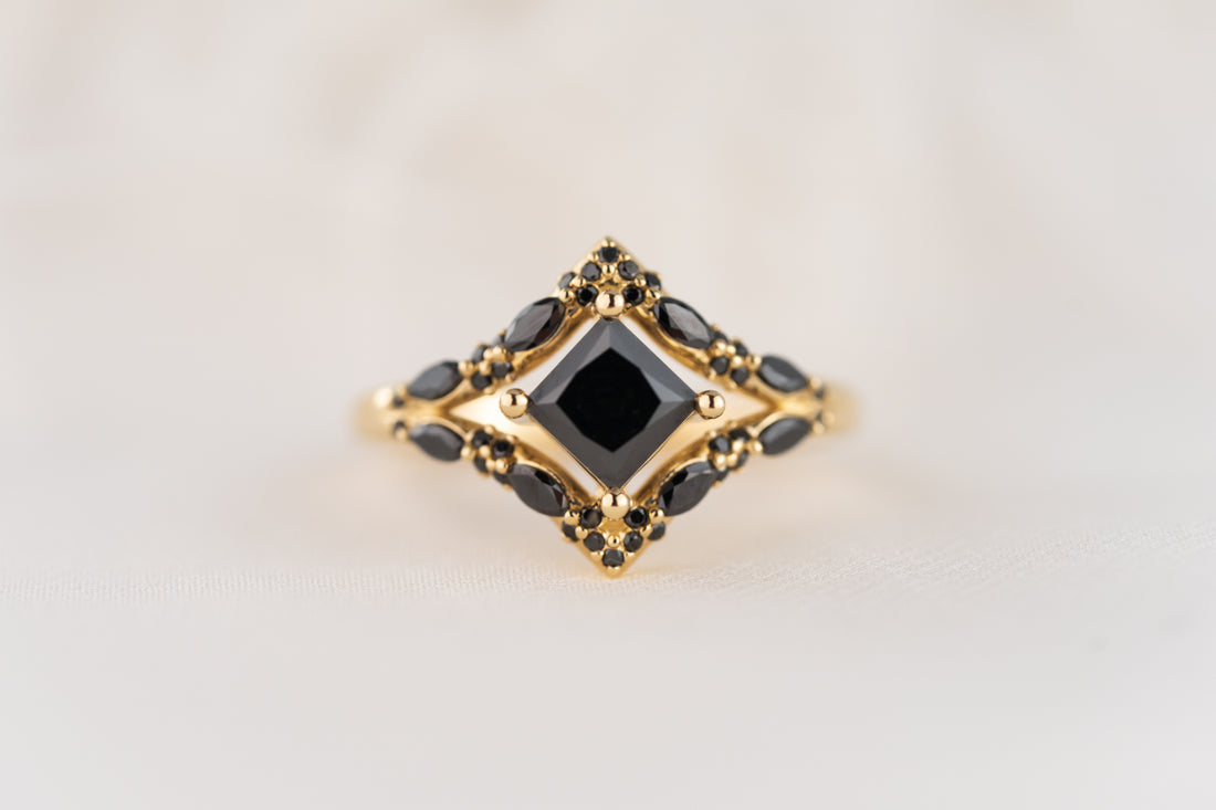 The Oracle Ring | 1 CT Black Diamond