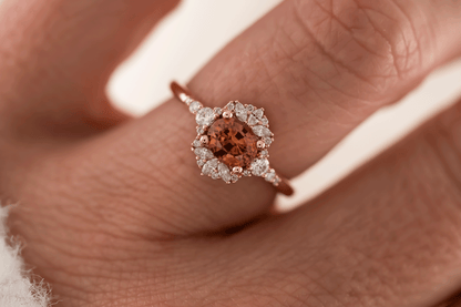 The Comtesse Ring | 0.88 CT Oval Orange Sapphire