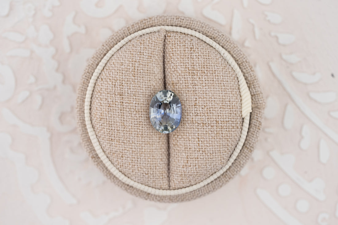 4.03 CT Oval Bicolor Blue Sapphire - Lavender Creek Gems 