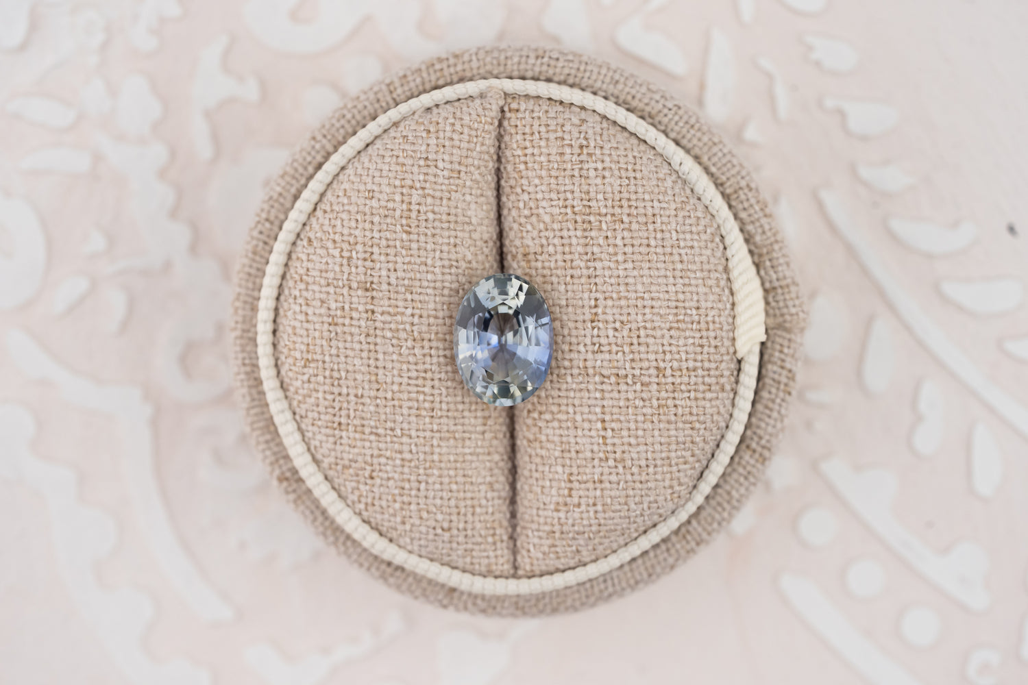 4.03 CT Oval Bicolor Blue Sapphire - Lavender Creek Gems 