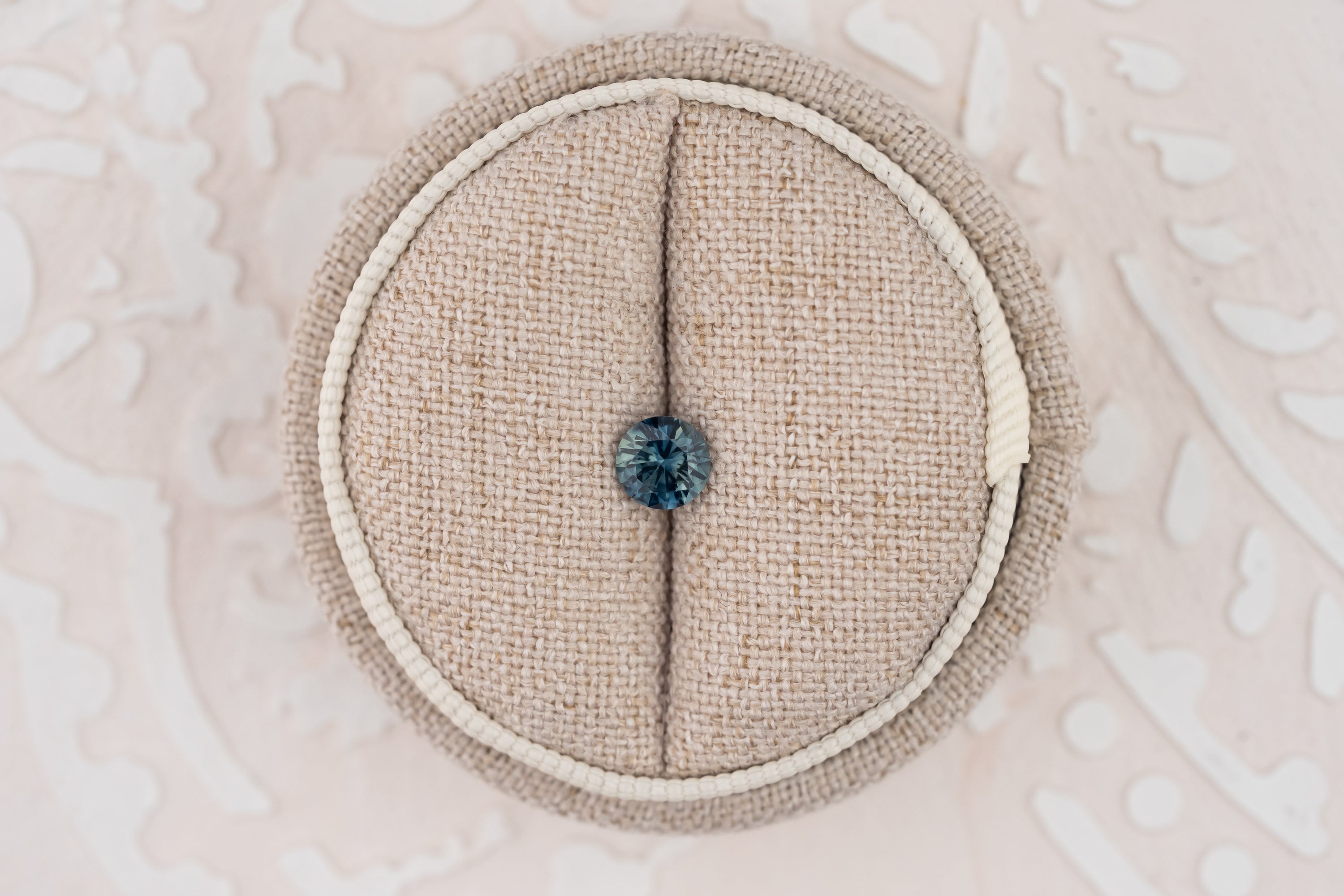 0.71 CT Round Cut Teal Blue Sapphire - Lavender Creek Gems 