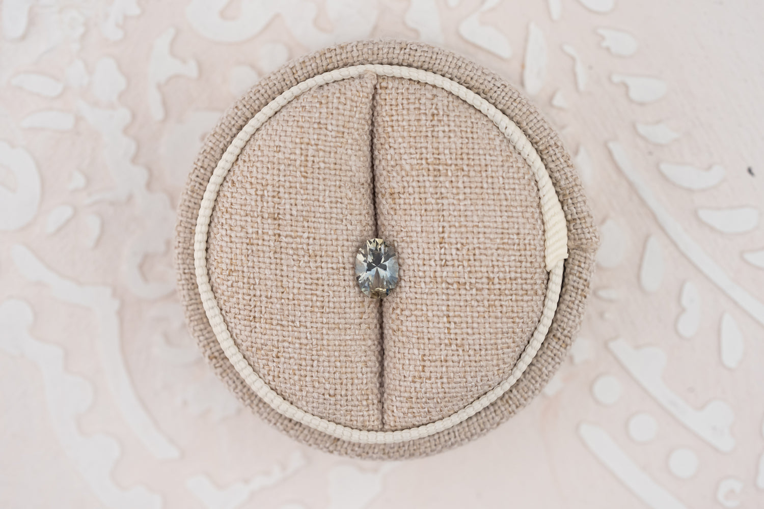 0.75 CT Oval Cut Bicolor Blue Sapphire - Lavender Creek Gems 