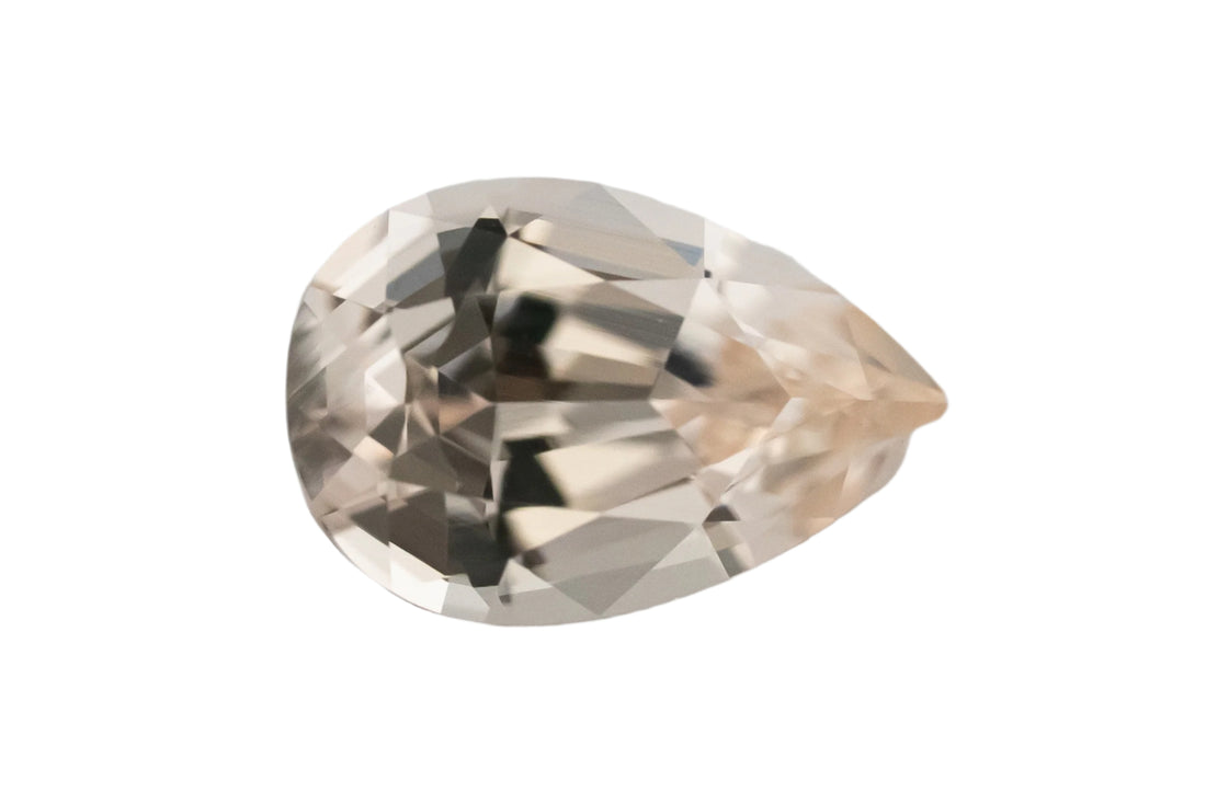 0.95 CT Pear Cut Pastel Pink/Peach Sapphire - Lavender Creek Gems 