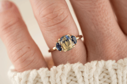 The Low Maren Ring | 1.81 CT Cushion Bi-color Sapphire