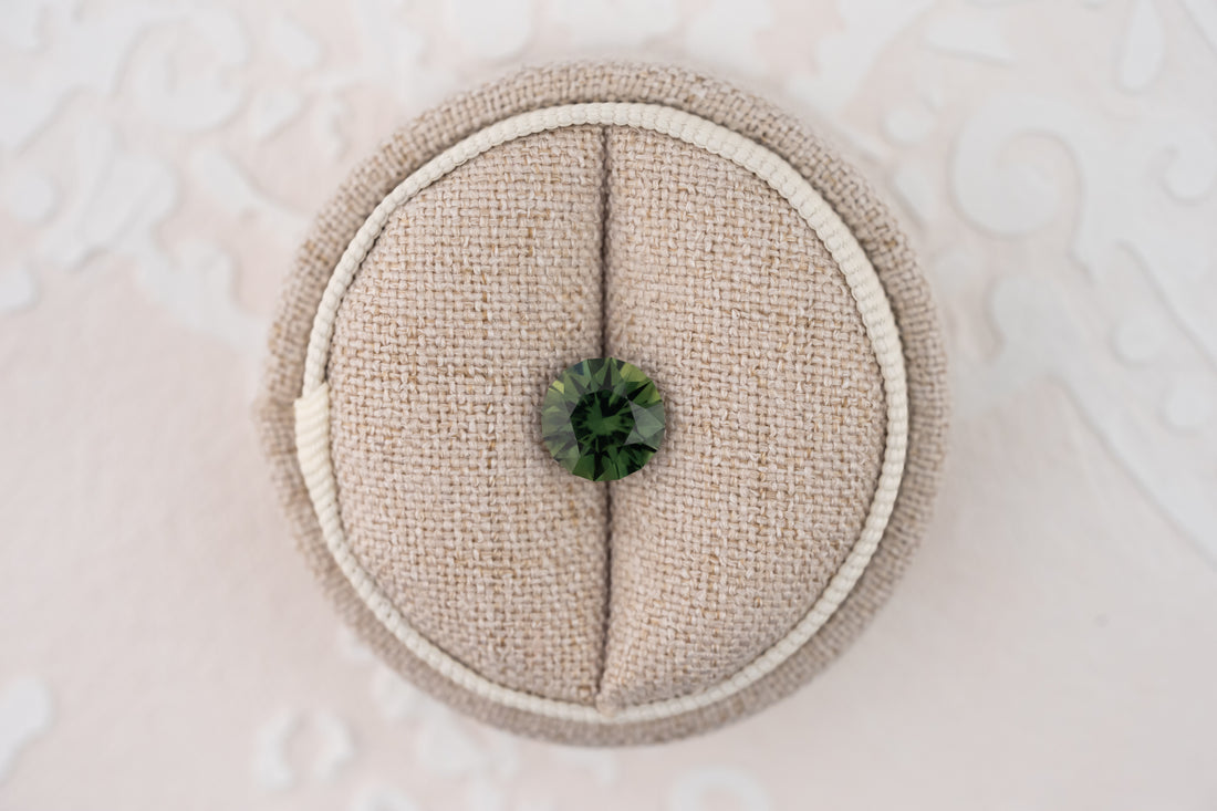 2.66 CT Round Cut Forest Green Sapphire - Lavender Creek Gems 