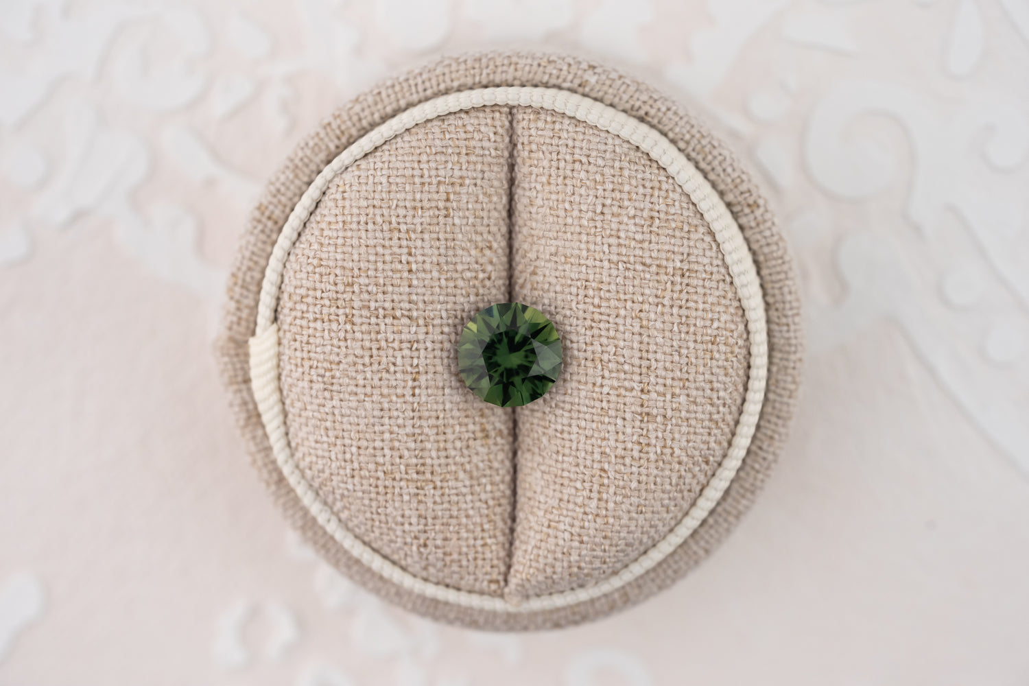 2.66 CT Round Cut Forest Green Sapphire - Lavender Creek Gems 