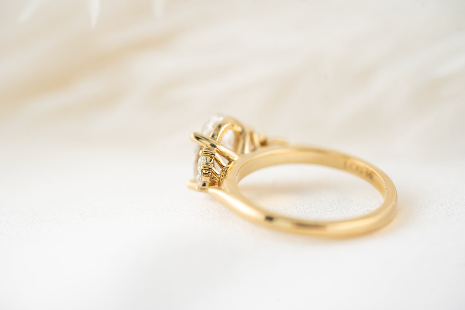 The Maeve Ring | 1.72 CT Oval Diamond + Blue Sapphire Accents - Lavender Creek Gems 