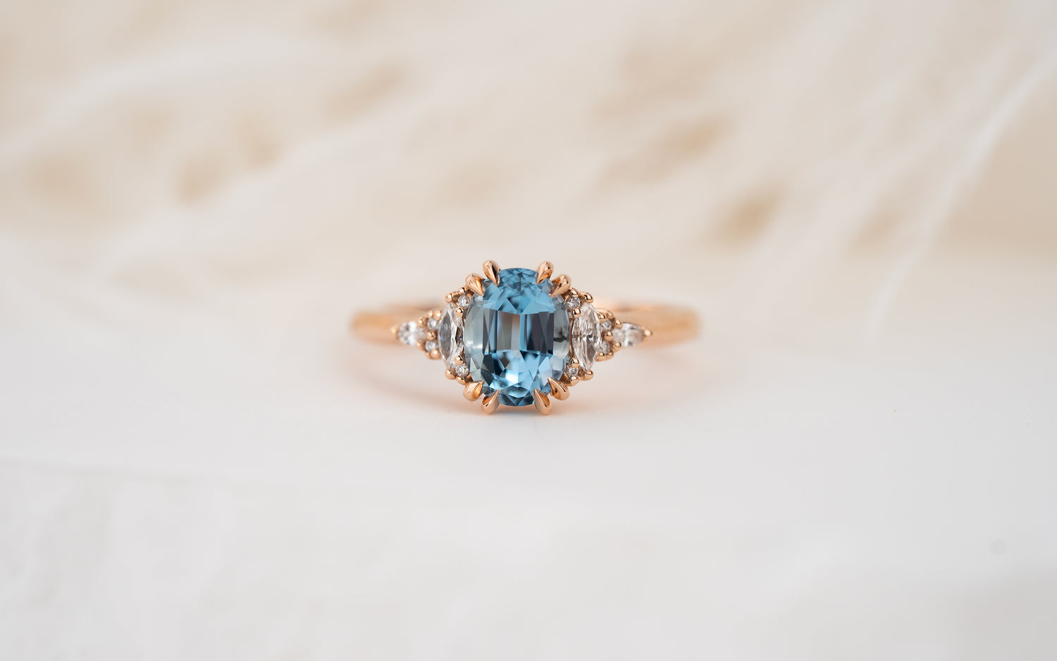 The Low Maeve Ring | 1.2 CT Oval Aquamarine