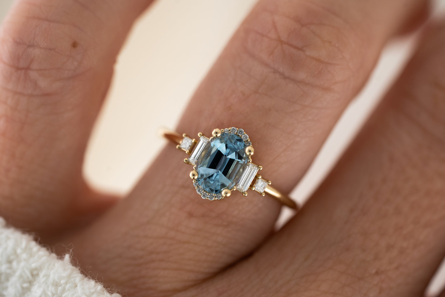 The Sura Ring | 1.1 CT Oval Aquamarine - Lavender Creek Gems 