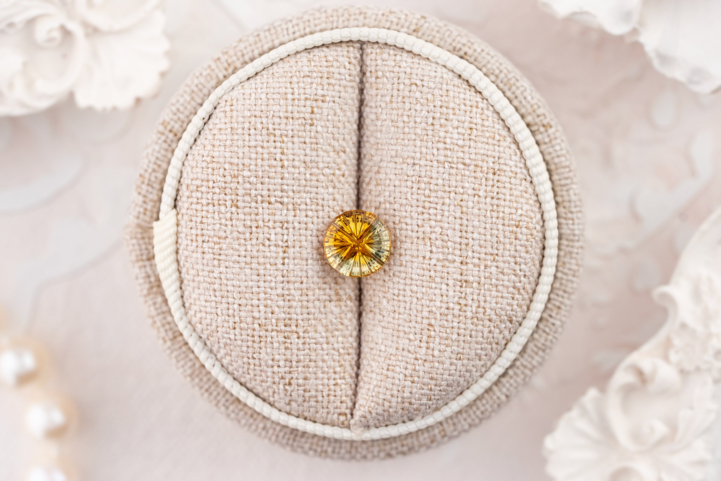 1.32 CT Round Starbrite™ Cut Bicolor Montana Sapphire