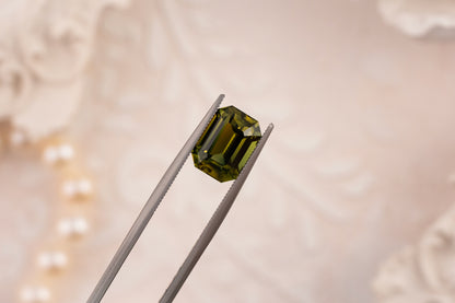 4.52 CT Emerald Cut Green Sapphire - Lavender Creek Gems 