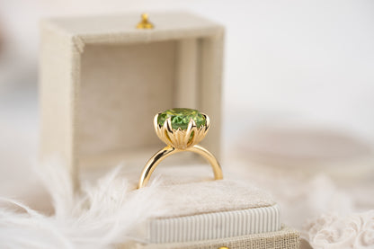 The Secret Garden Ring | 4.37 CT Round Starbrite™ Green Tourmaline