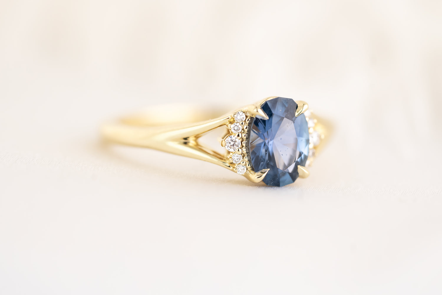 The Serendipity Ring - 1 CT Oval Blue Sapphire - Lavender Creek Gems 