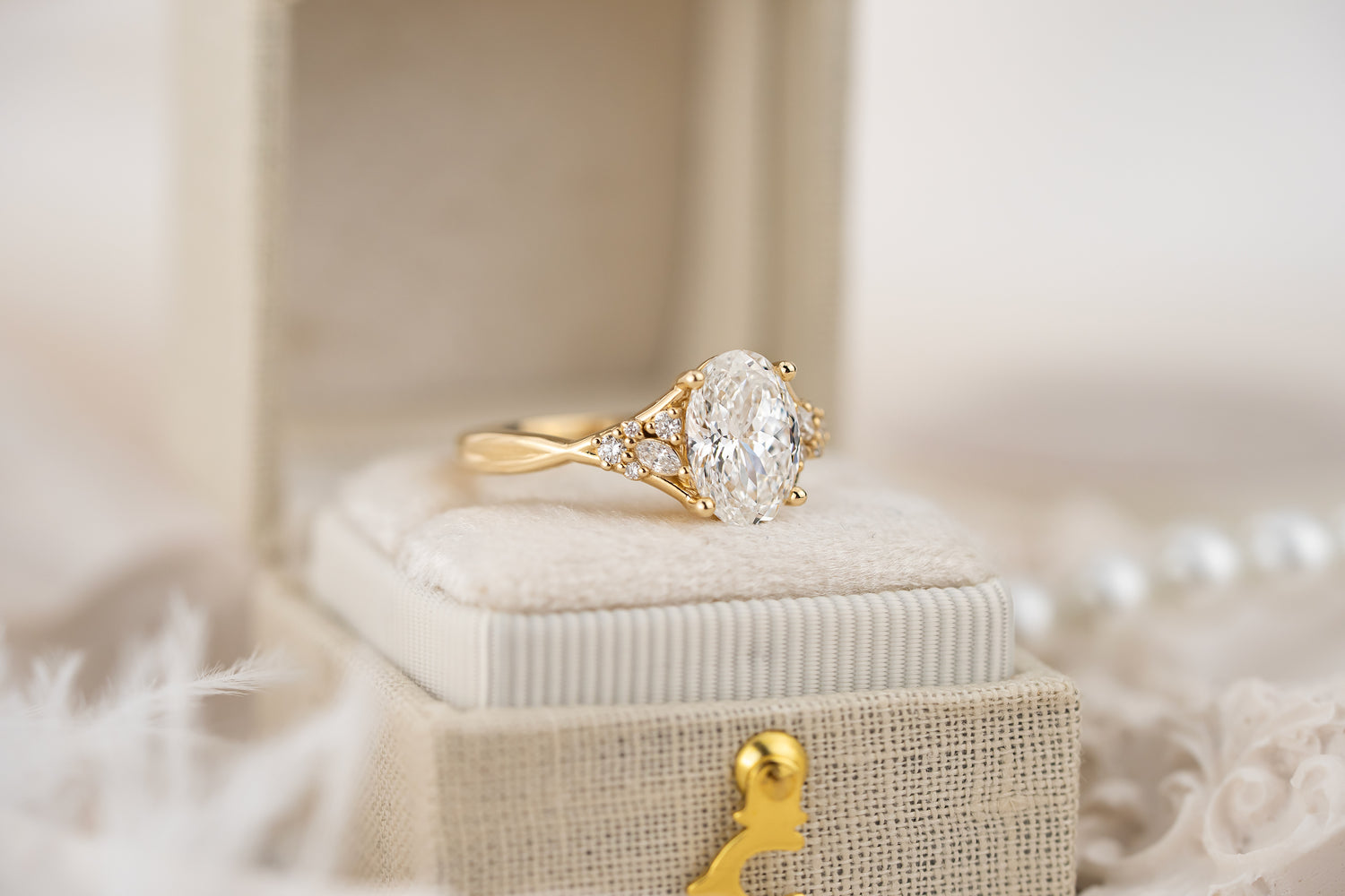 The Lyria Ring | 2.02 CT Fancy Oval Diamond