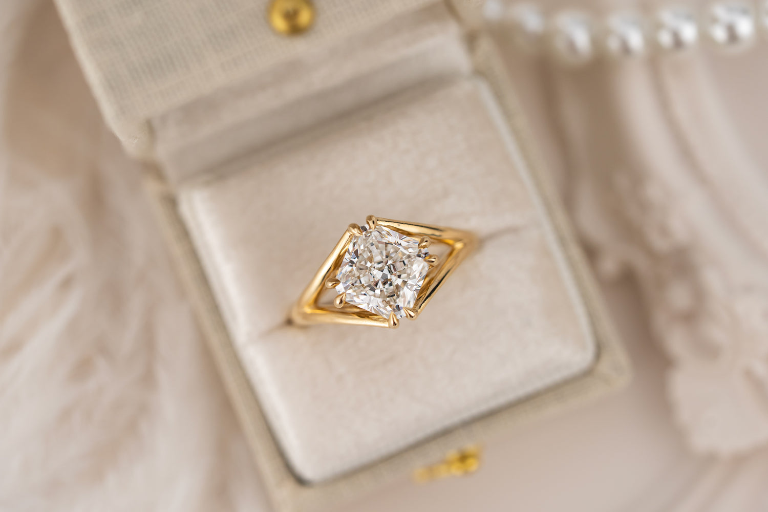 The Willow Ring | 2.9 CT Square Radiant Diamond