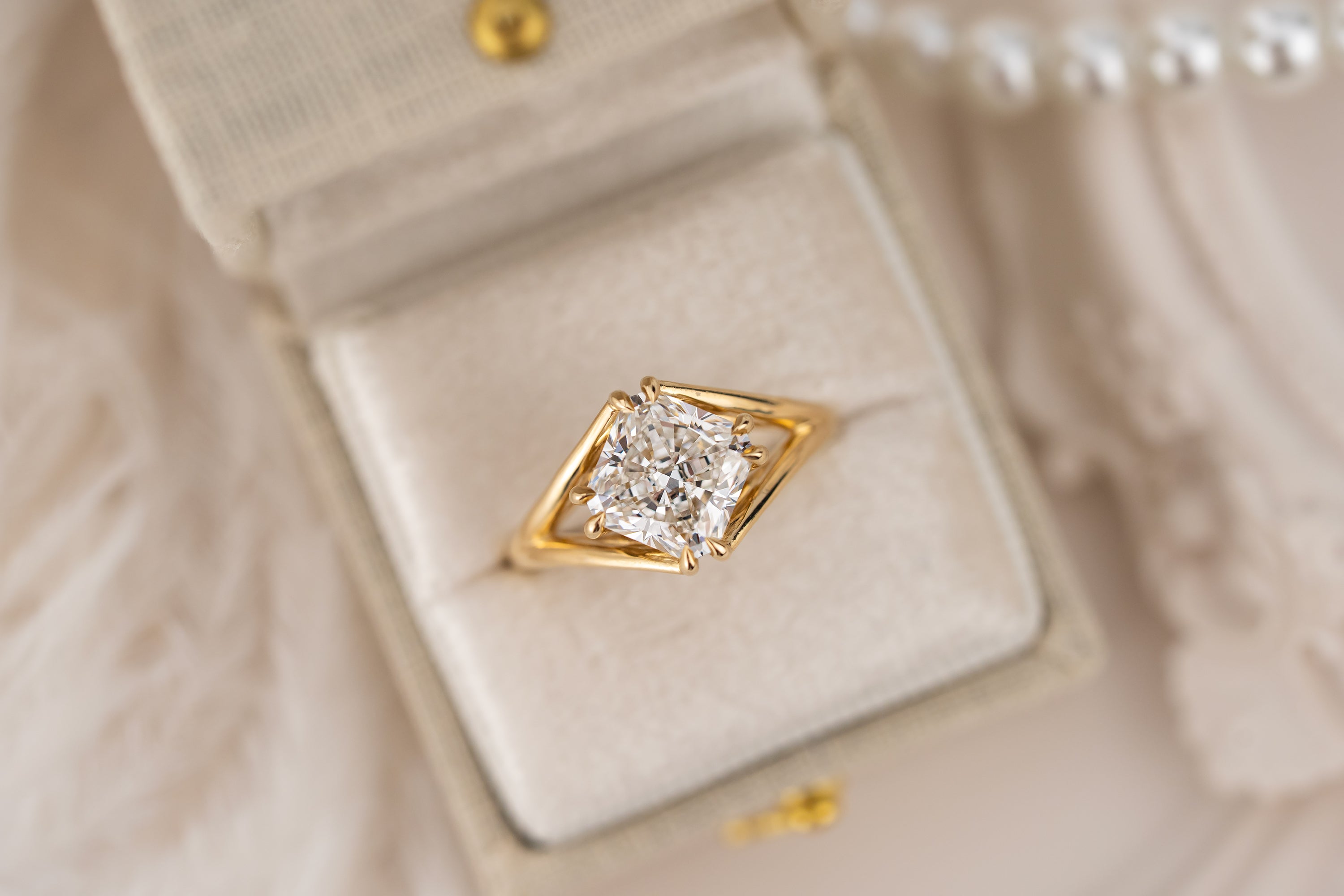 The Willow Ring | 2.9 CT Square Radiant Diamond