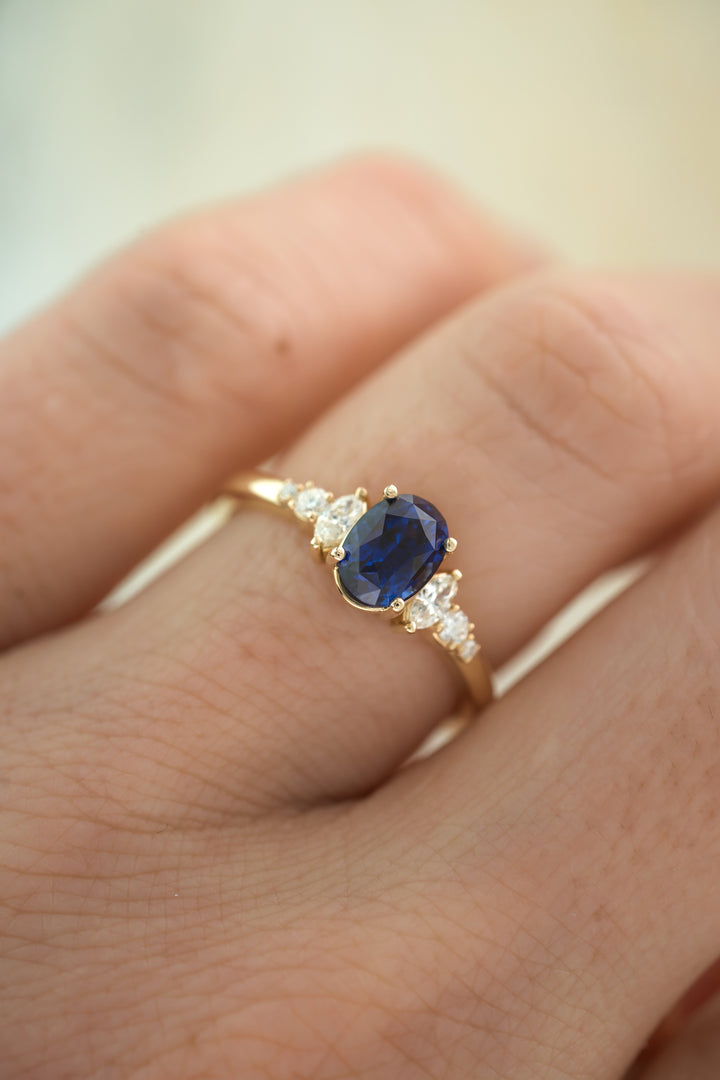 The Ivy 1.36 CT Oval Royal Blue Sapphire Ring