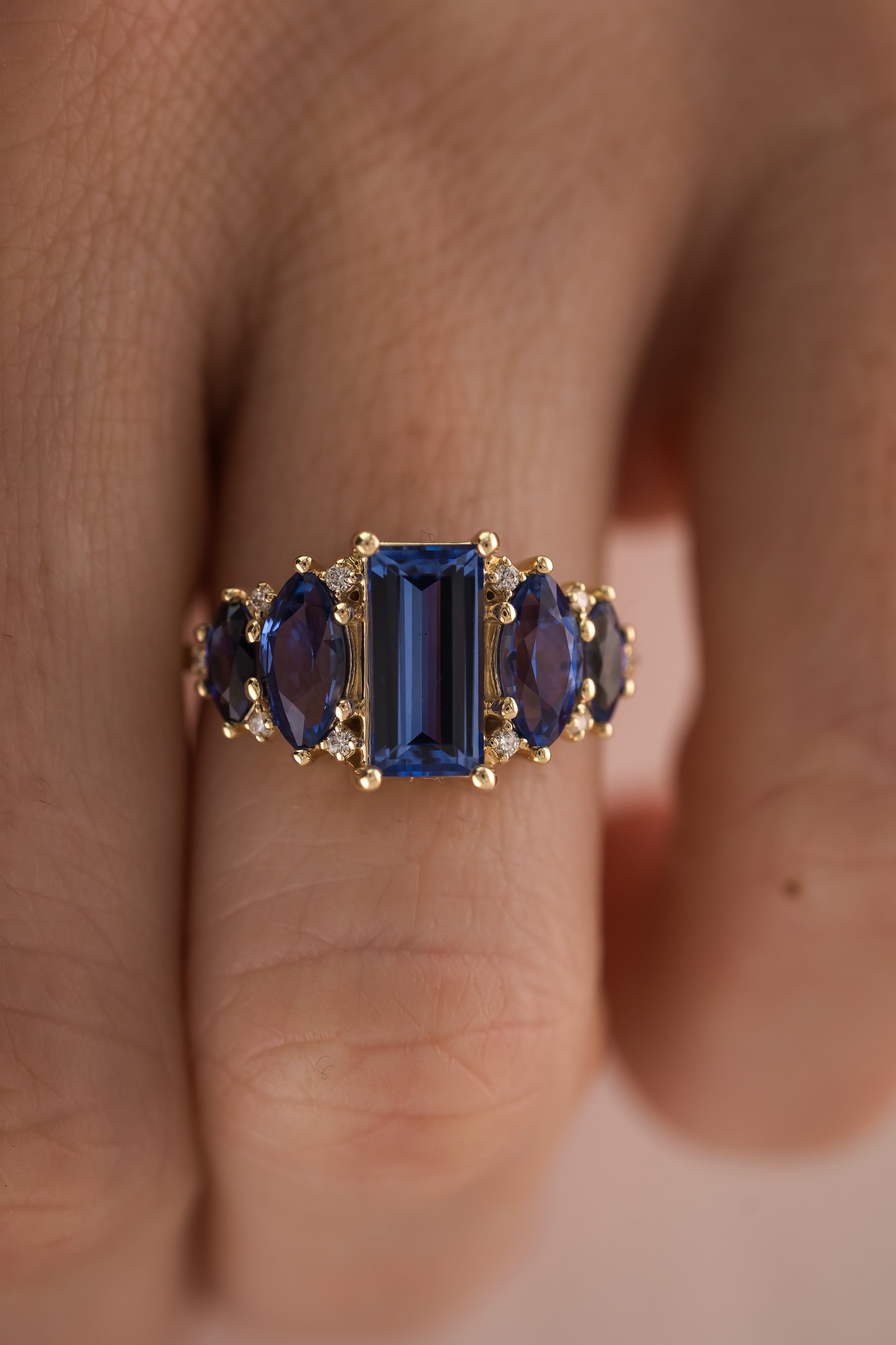 The Vivienne Blue Sapphire Ring - Lavender Creek Gems 