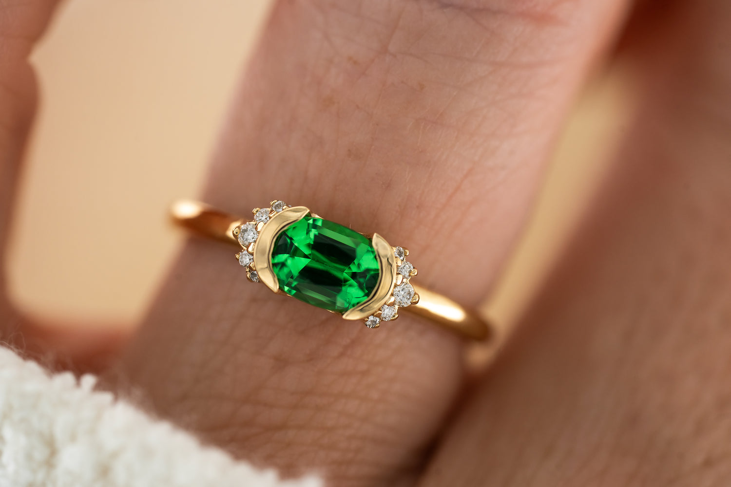 The Half Halo Ring | 0.84 CT Oval Tsavorite Garnet - Lavender Creek Gems 