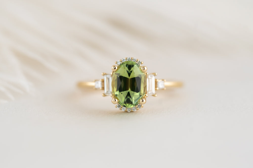 The Sura Ring - 1.7 CT Apple Green Oval Tourmaline - Lavender Creek Gems 