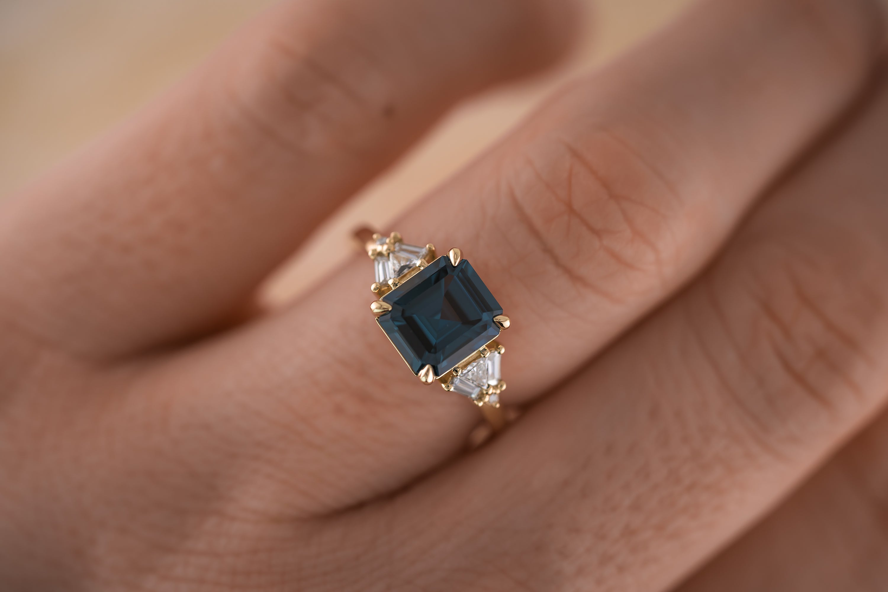 Blue spinel clearance ring