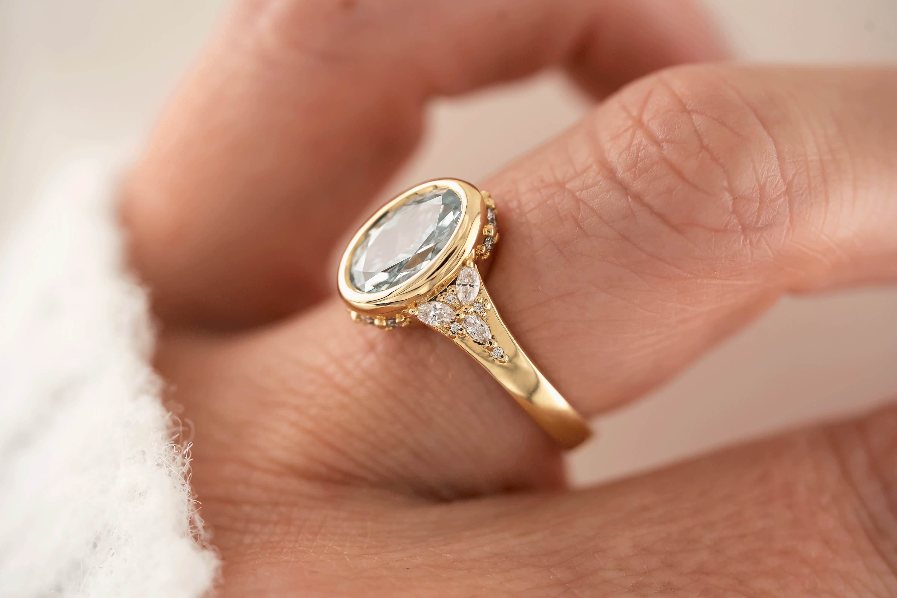 The Daylight Ring | 1.93 CT Oval Blue Diamond